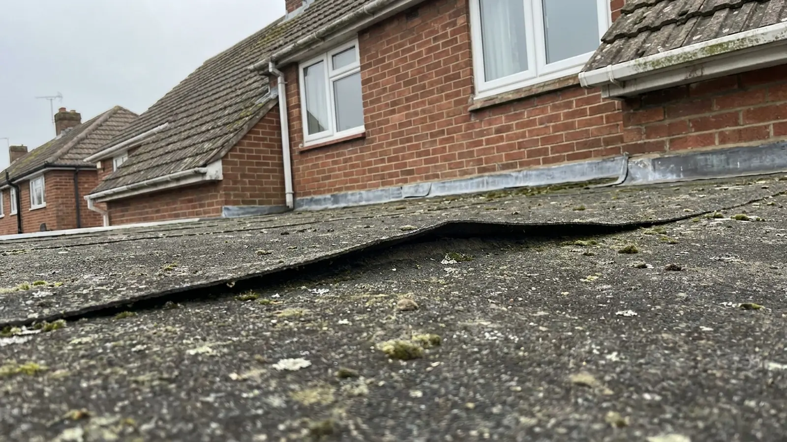 A lifted lap on a felt roof