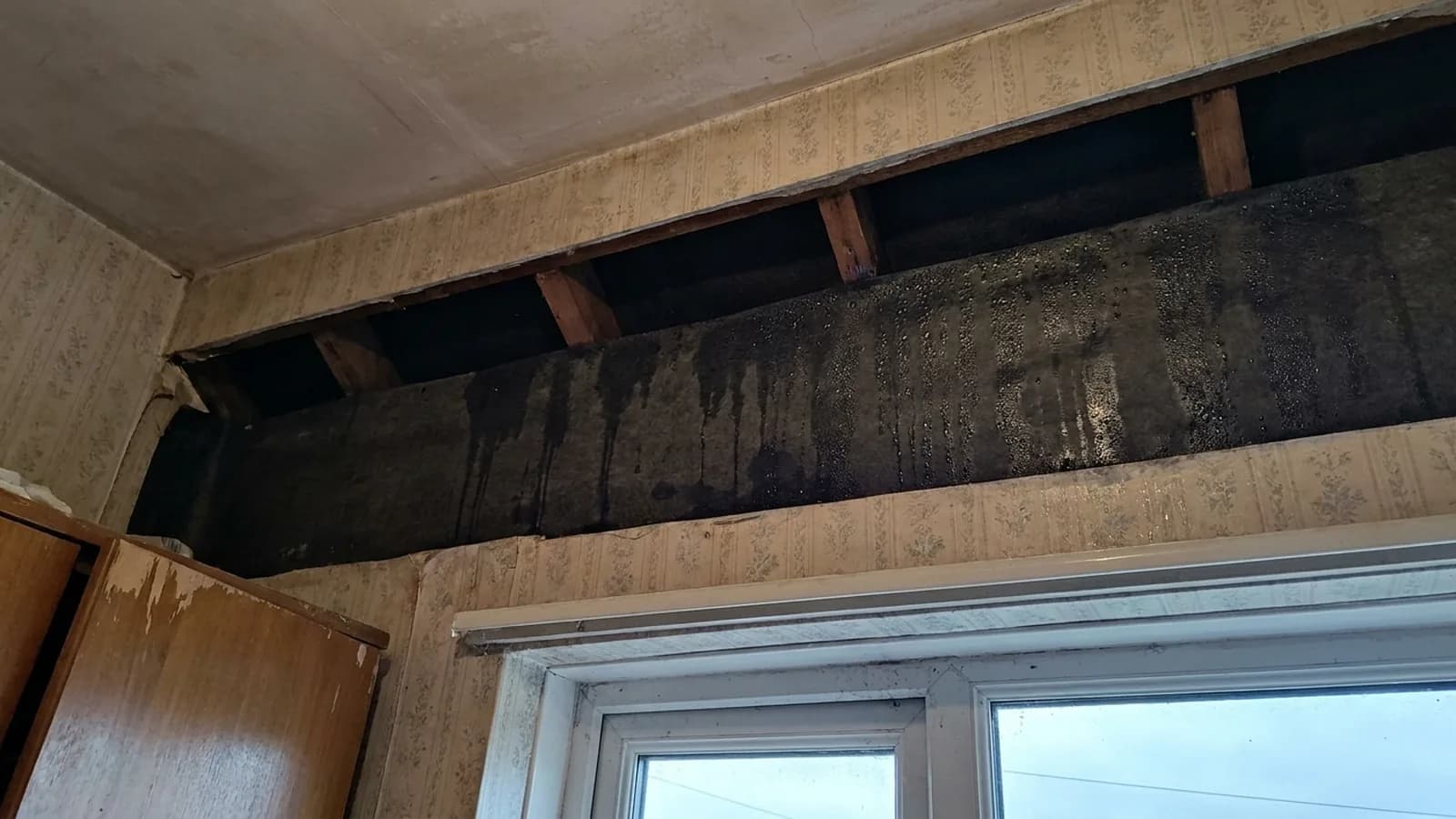 Condensation on the underside of roofing felt